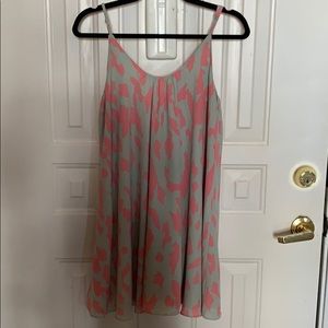 Short, sleeveless dress